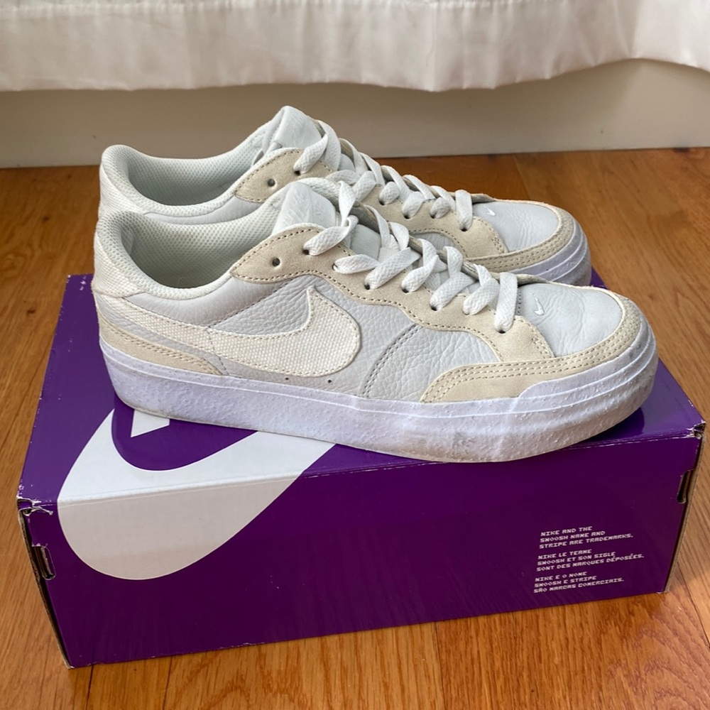 Nike SB zoom pogo plus sneaker.  Size 6.5